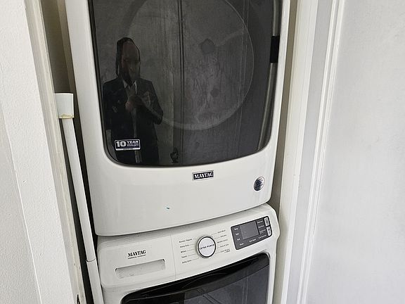 2nd image of 60 Jordan Ave Floor 3