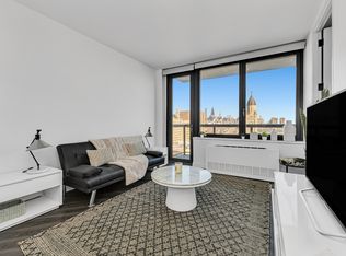250 E Houston St #12A, New York, NY 10009