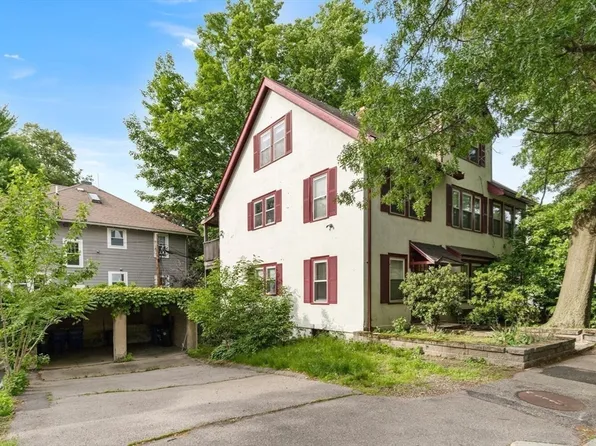 589-591 Washington St, Brookline, MA 02446