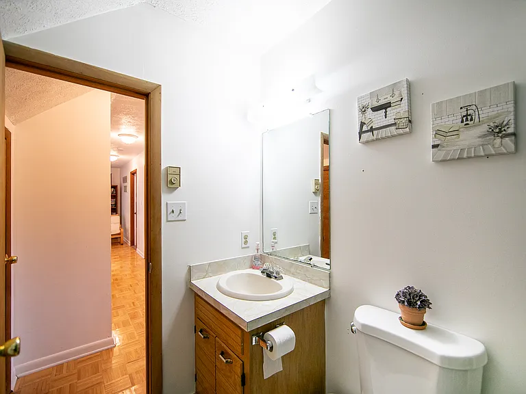 115 Sterling Cir — Photo 10
