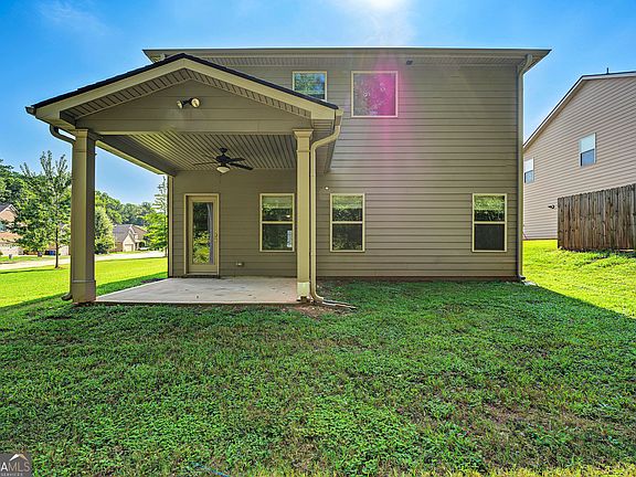 2nd image of 1735 Tricklin Spgs