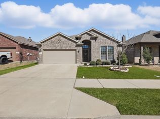712 Gold Hill Trl, Haslet, TX 76052