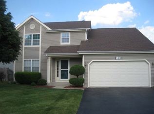 330 Farmhill Cir, Wauconda, IL 60084