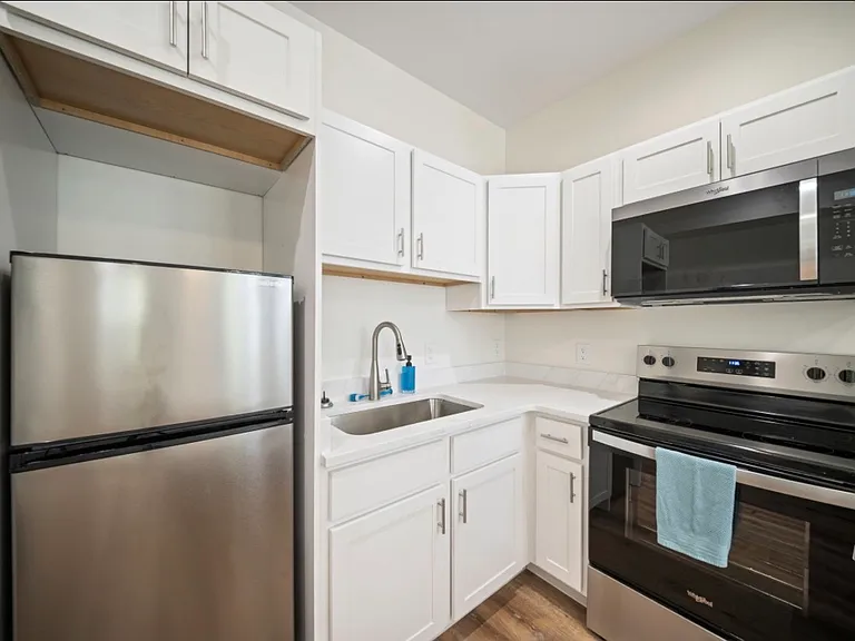 5069 Peachtree Ave #A — Photo 4