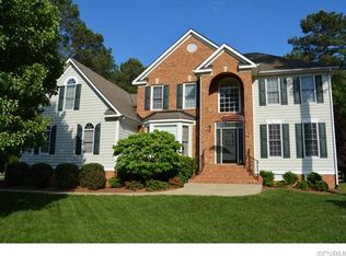 5525 Marsh Light Ln, Moseley, VA 23120