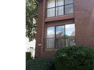 9565 James St #B, Philadelphia, PA 19114