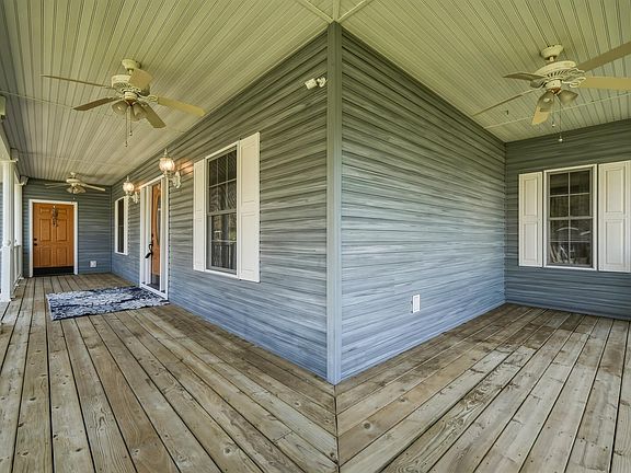 3rd image of 804 Hughes Branch Rd