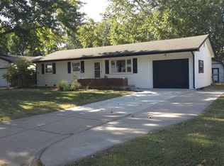 1335 N El Paso Dr, Derby, KS 67037