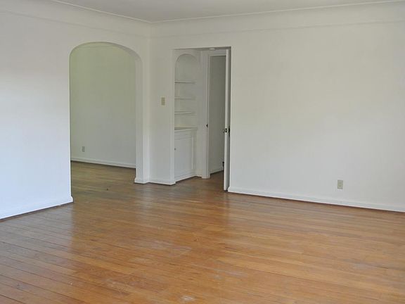 Living Room View of entrance to bedroom area and dining room