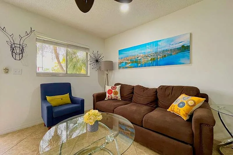 2 bed, 853 sqft, $2,195 — Photo 3