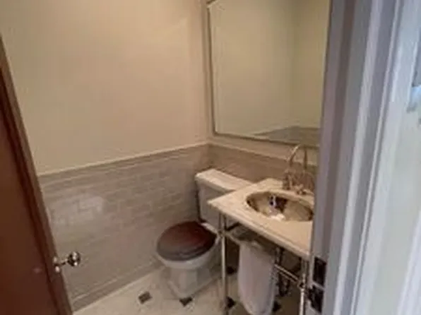 128 East 95th Street image 9 of 47