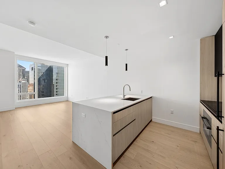 312 W 43rd St #32G — Photo 1