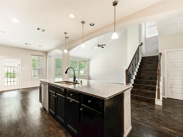 43 Amaifi Dr — Photo 23