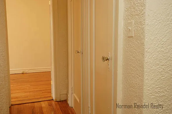 Rented by Norman Raindel, LREB | media 10