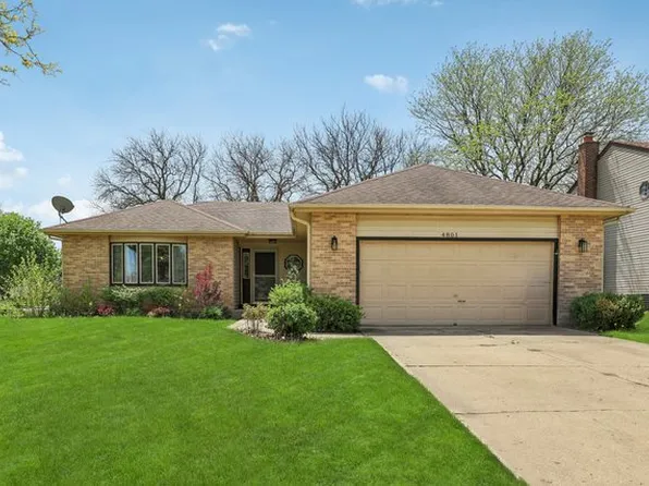 4801 W Glenbrook Trl, McHenry, IL 60050
