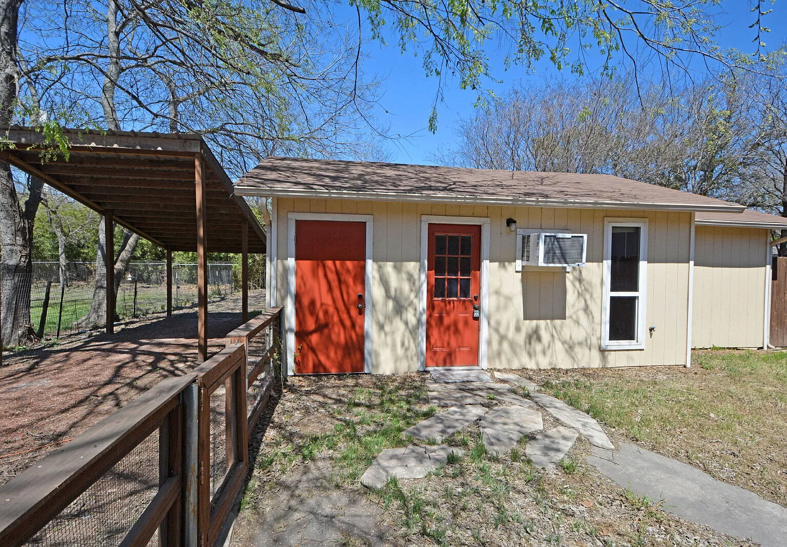 1 bed, 1.0 bath, 640 sqft, $1,150 — Photo 3