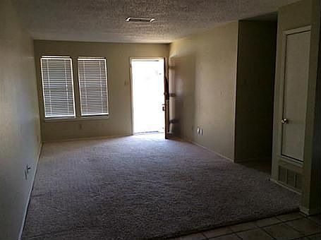 1st image of 1110 Neptune St