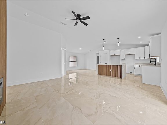 3rd image of 4405 E 11th St