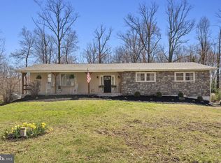 2468 Saint Peters Rd, Pottstown, PA 19465