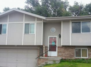 1936 SW 25th St, Lincoln, NE 68522