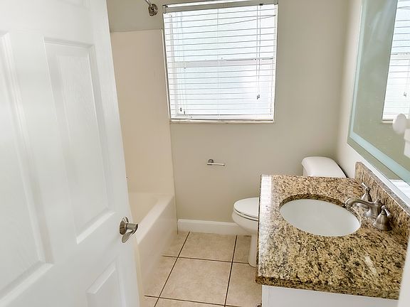 5th image of 1804 Willow Ln