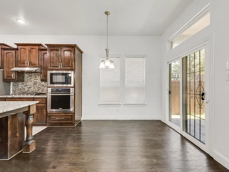 10409 Jackson Hole Ln — Photo 13