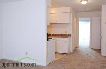 4th image of 741 Sea Oaks Ct APT 101
