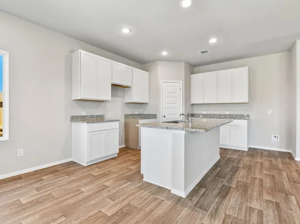 4638 Coral Bean St, Pinehurst, TX 77362
