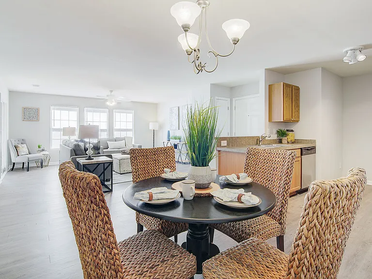 1801 Haddon Hall Dr — Photo 8