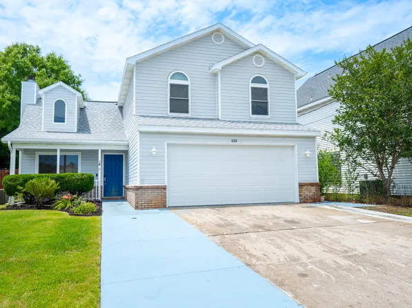439 Sandy Ridge Cir, Mary Esther, FL 32569
