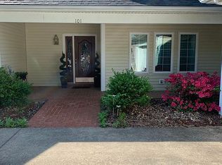 101 Wimbledon, Frankfort, KY 40601