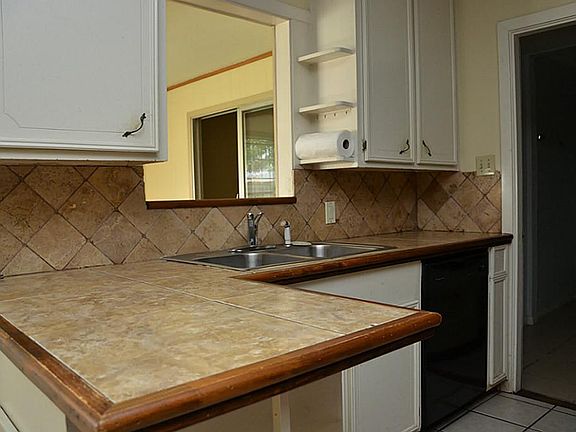 Tiled kitchen counter top