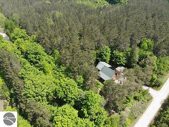 3rd image of 5083 W Golf Haven Dr NE