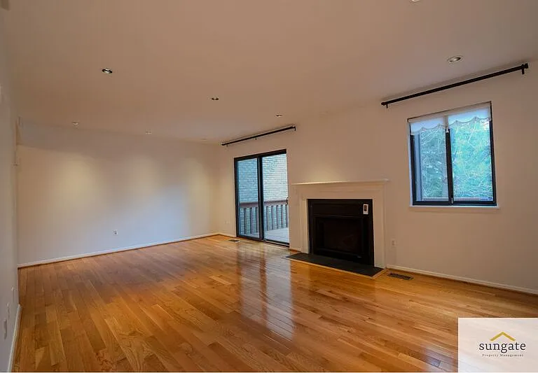 418 Five Farms Ln — Photo 4