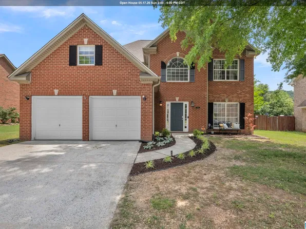 565 Forest Lakes Dr, Sterrett, AL 35147