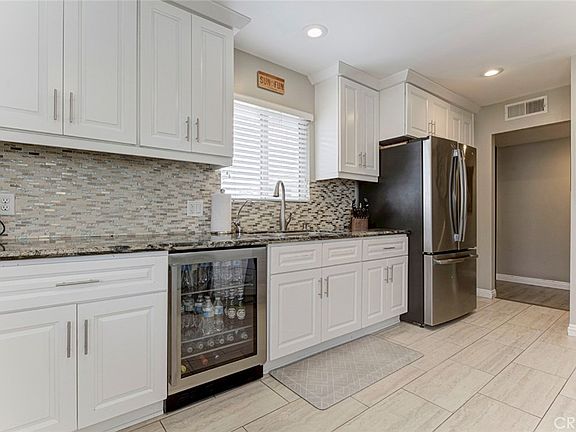 5th image of 9350 Rhea Ave