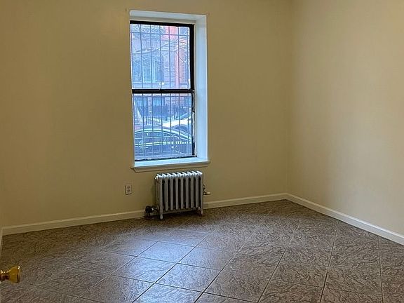 5th image of 1234 Pacific St APT A1