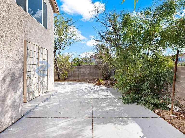 1701 Park Mesa Ln — Photo 35
