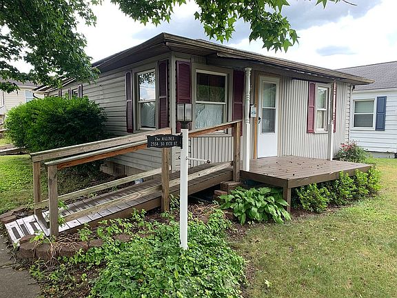 House (front/side)
