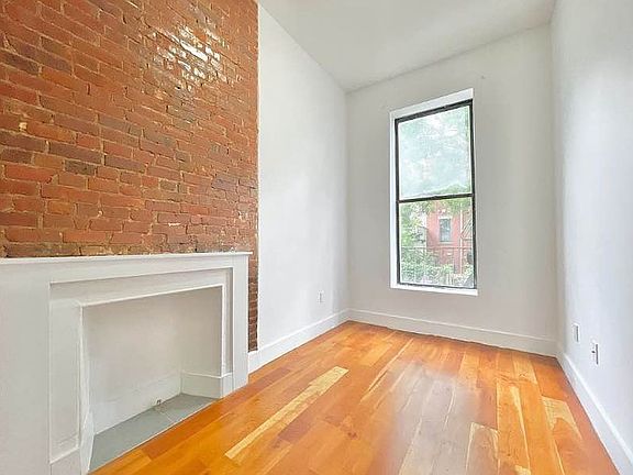 2nd image of 257 W 136th St #4B