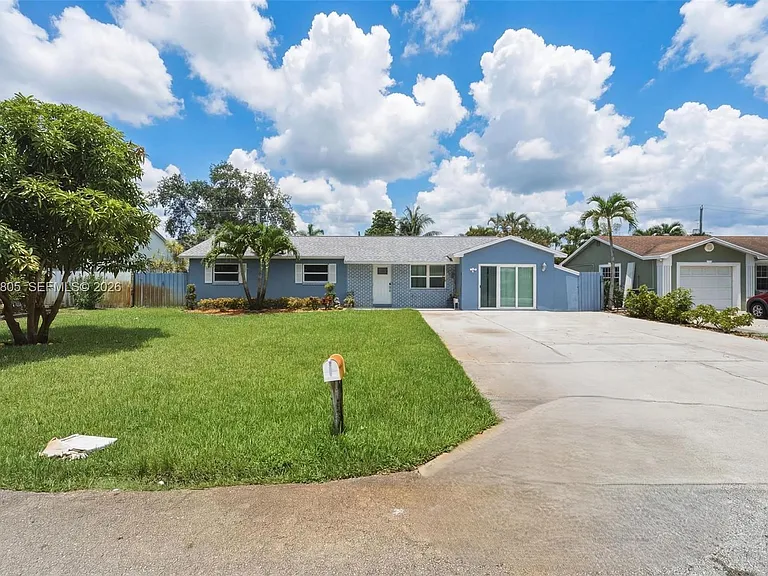 6595 Massachusetts Dr — Photo 4