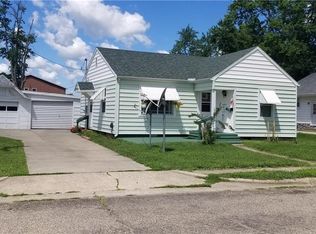 203 N Eads, Paris, IL 61944