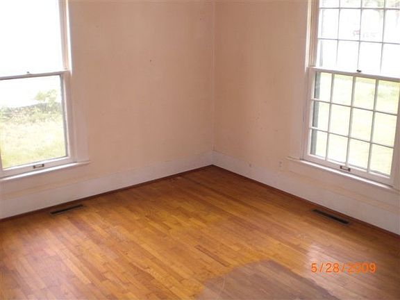 5th image of 1041 N McDonel St
