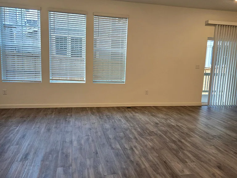 669 McGeal Pl — Photo 13