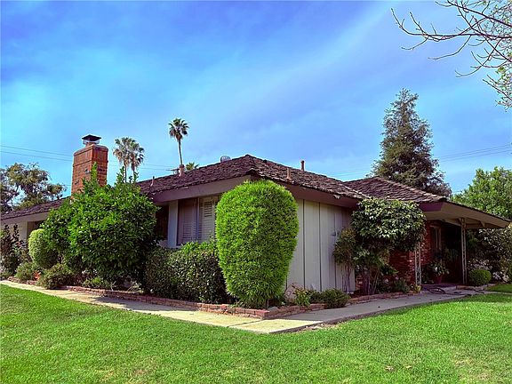 4th image of 1353 N Palm Ave