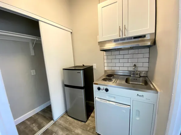 5613 Carlton Way, Los Angeles, CA