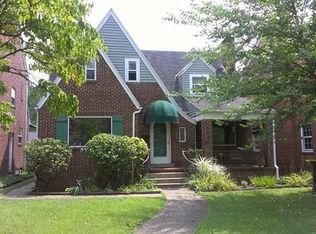 423 12th Ave, Huntington, WV 25701