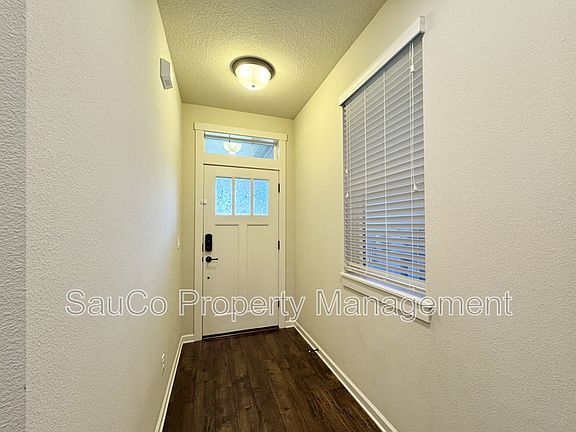 3rd image of 10010 NW Bartlett Loop