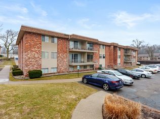 734 W Kilgore Rd APT 208, Kalamazoo, MI 49008