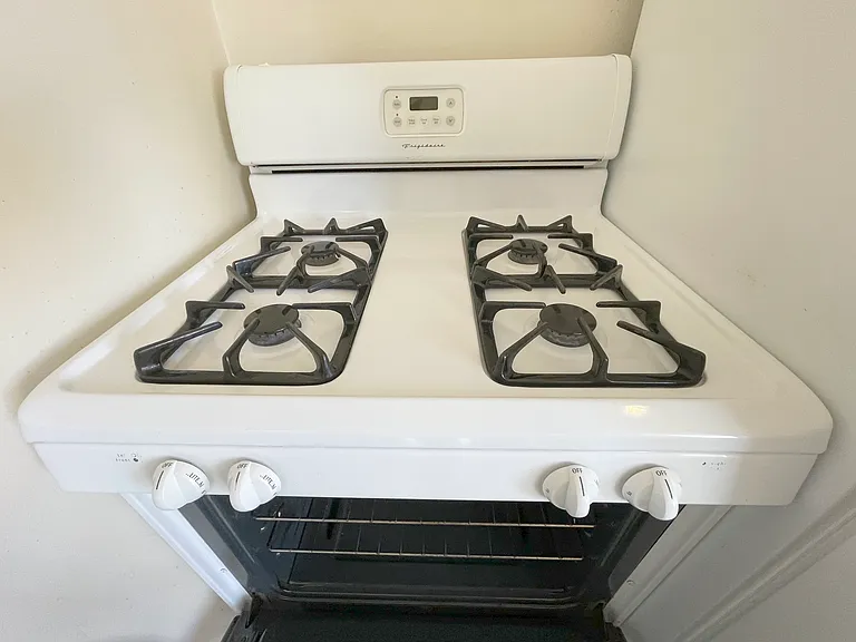 2732 Hillegass Ave #2 — Photo 7